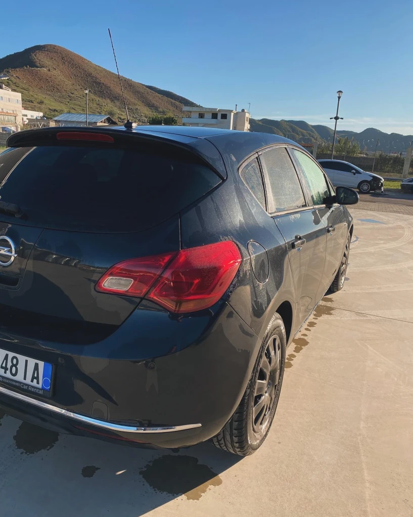 Louer une voiture à Tirana