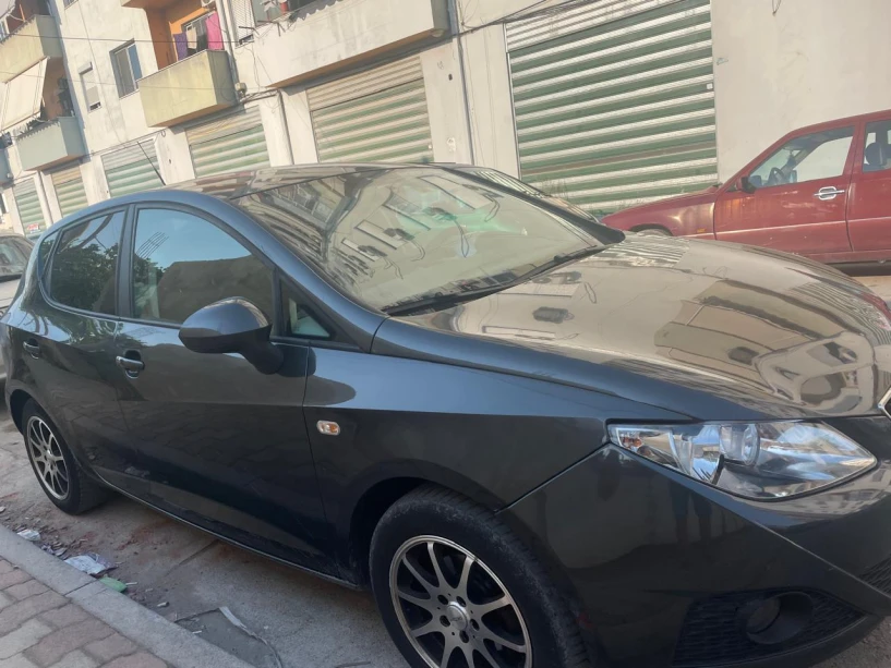 Rent a car in Tirana