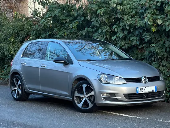 Rent a 2016 Volkswagen Golf 7 in Tirana