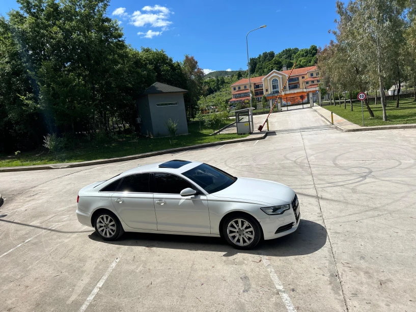 Rent a car in Tirana