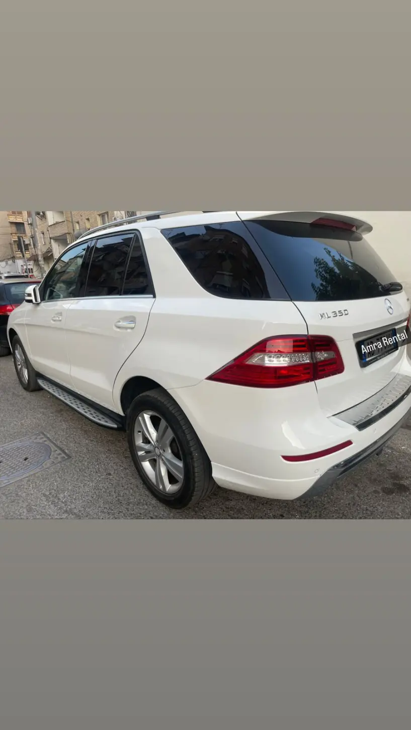 Noleggia un'auto a Tirana