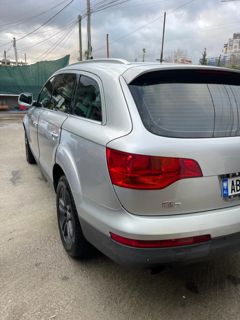 Rent a car in Tirana