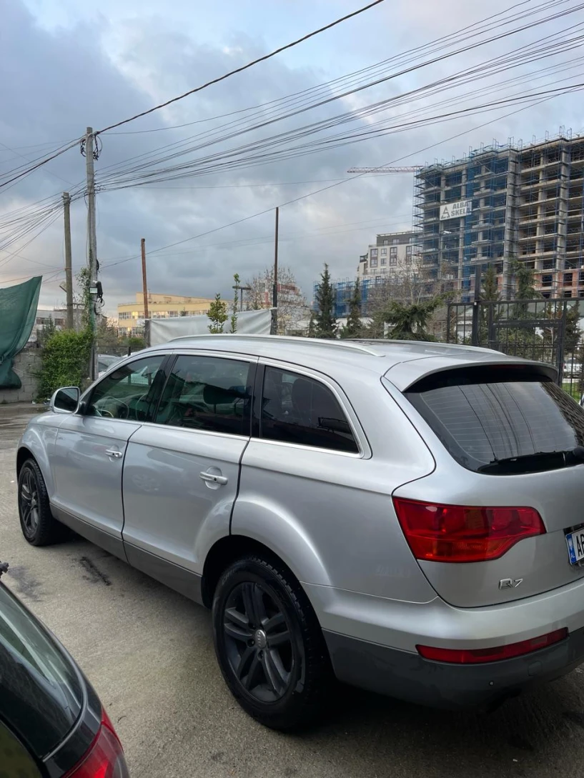 Rent a car in Tirana