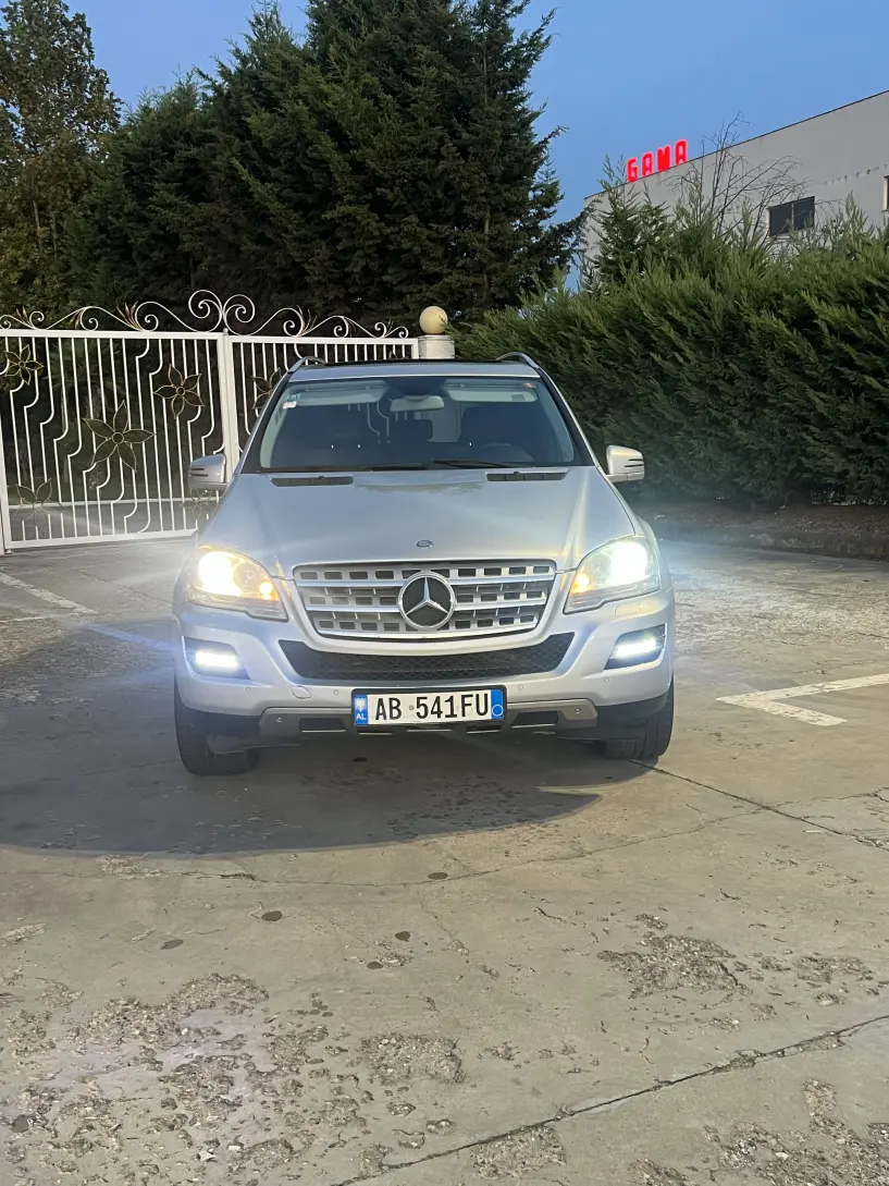 Louer une voiture à Tirana