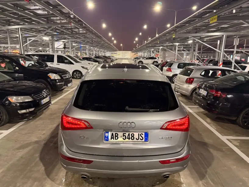 Auto mieten in Tirana