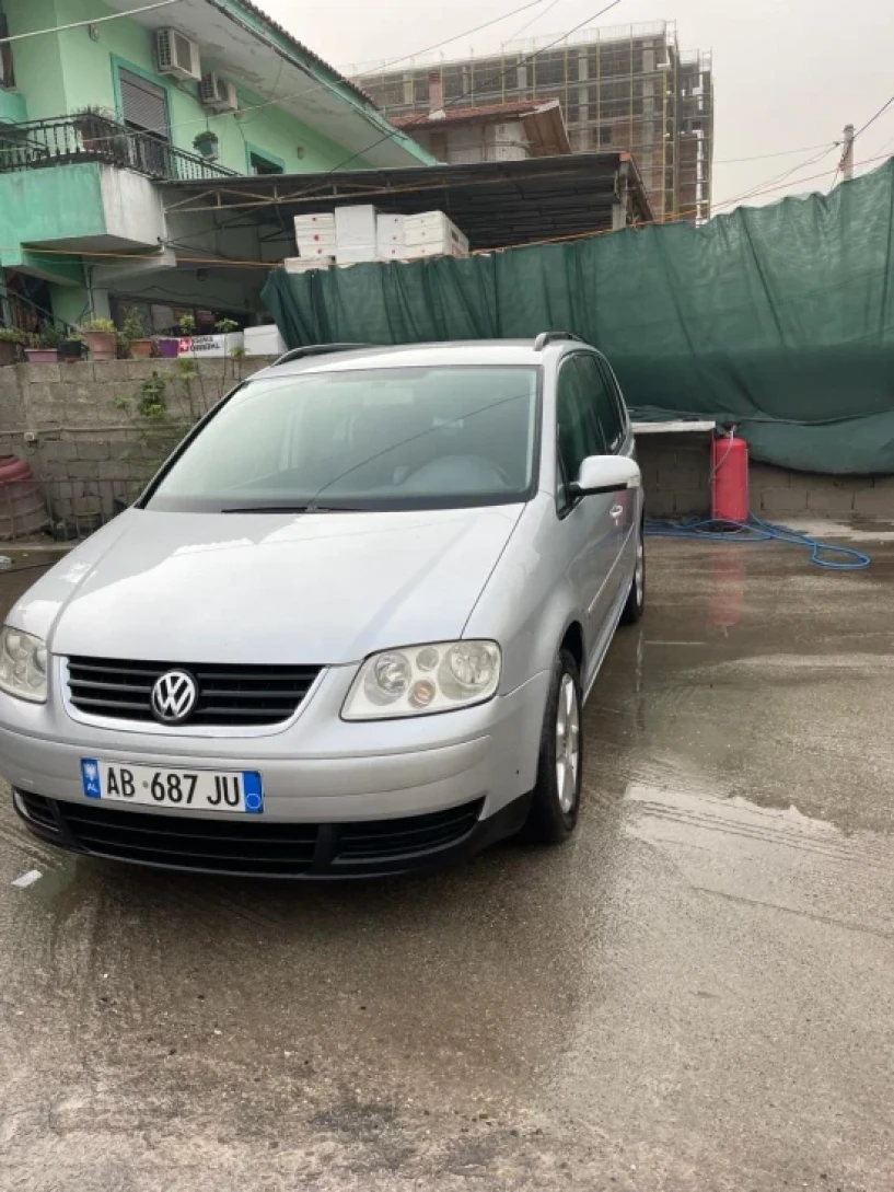 Rent a car in Tirana