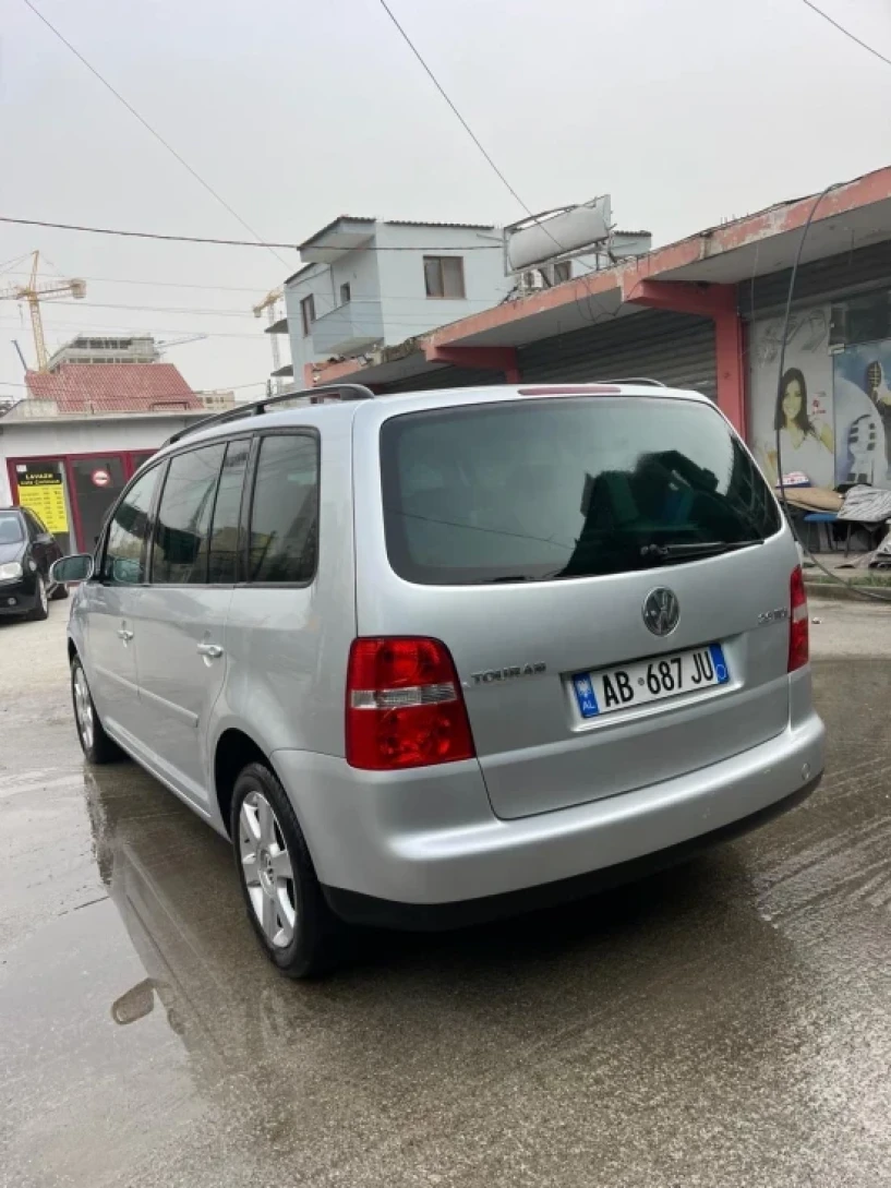 Rent a car in Tirana