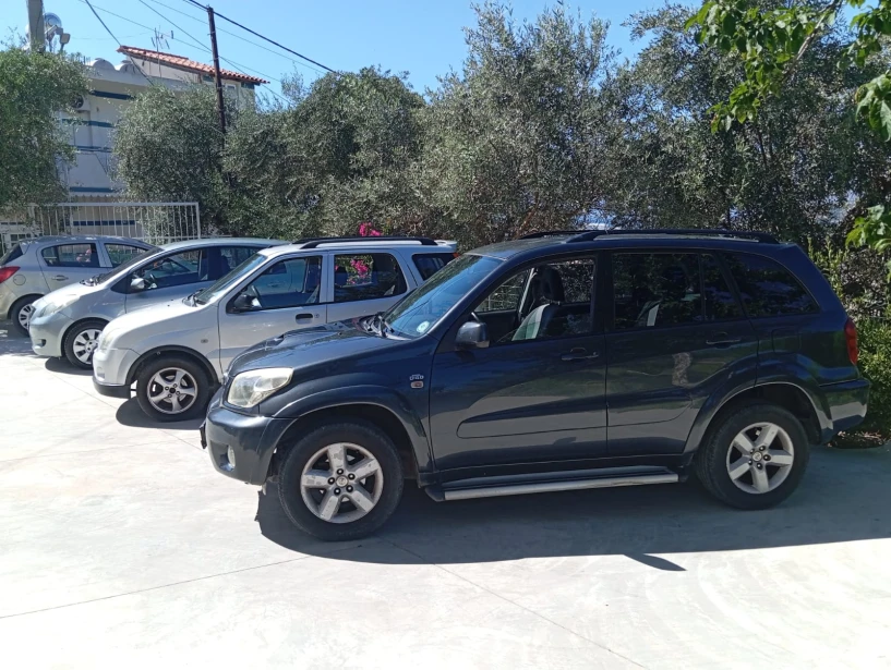 Rent a car in Sarandë