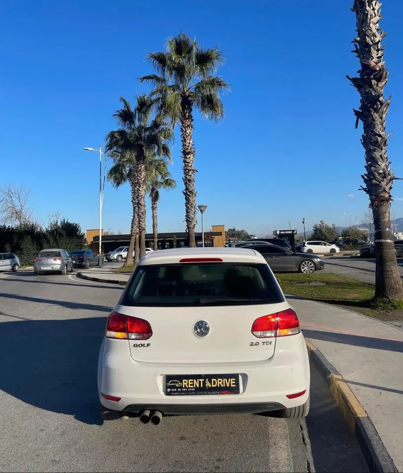 Rent a car in Tirana