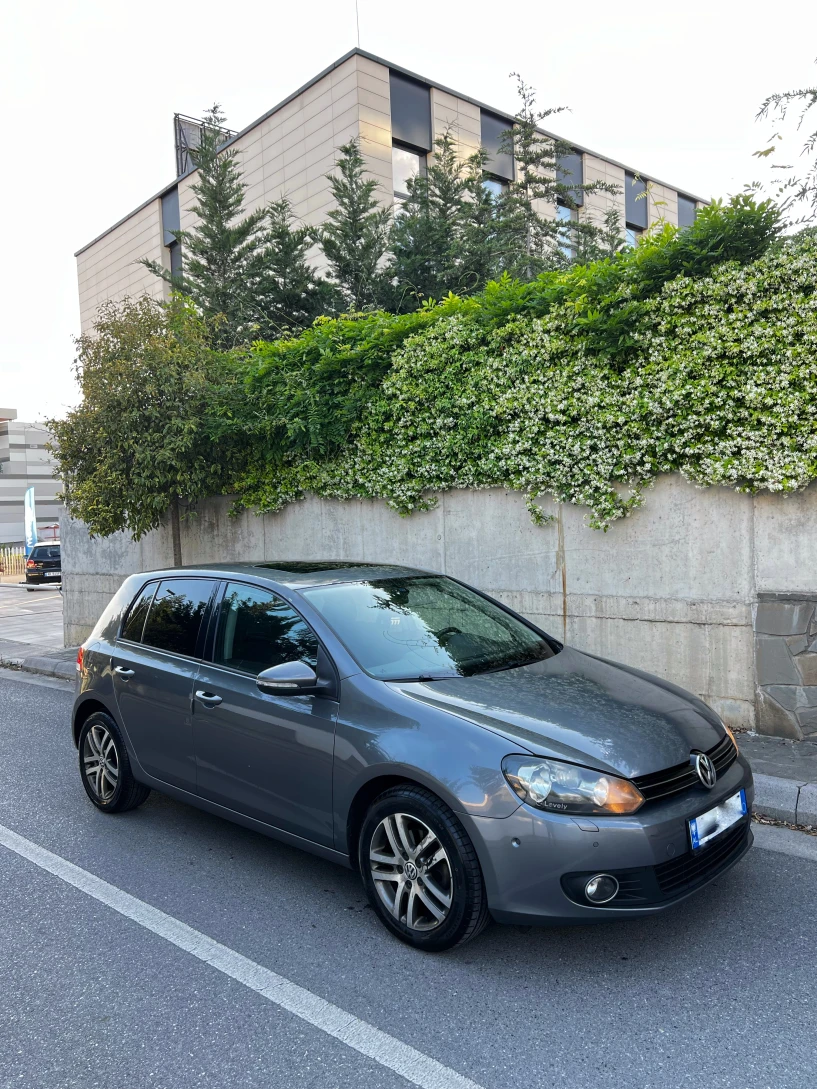 Louer une voiture à Tirana