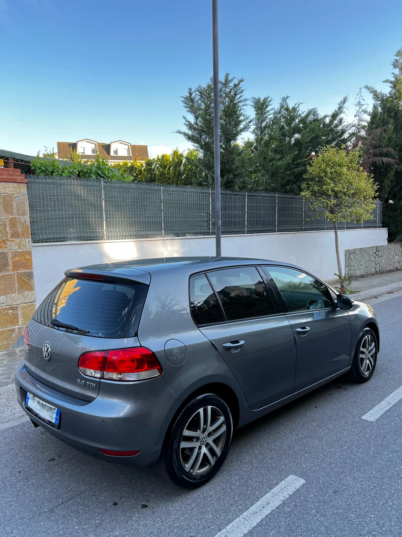 Louer une voiture à Tirana