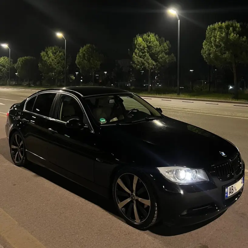 Merrni me qira një makinë në Tirana Merrni me qira një makinë në Tirana