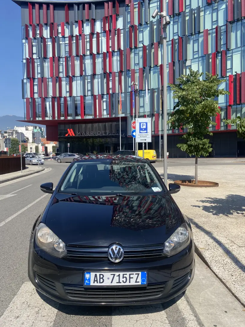 Louer une voiture à Tirana