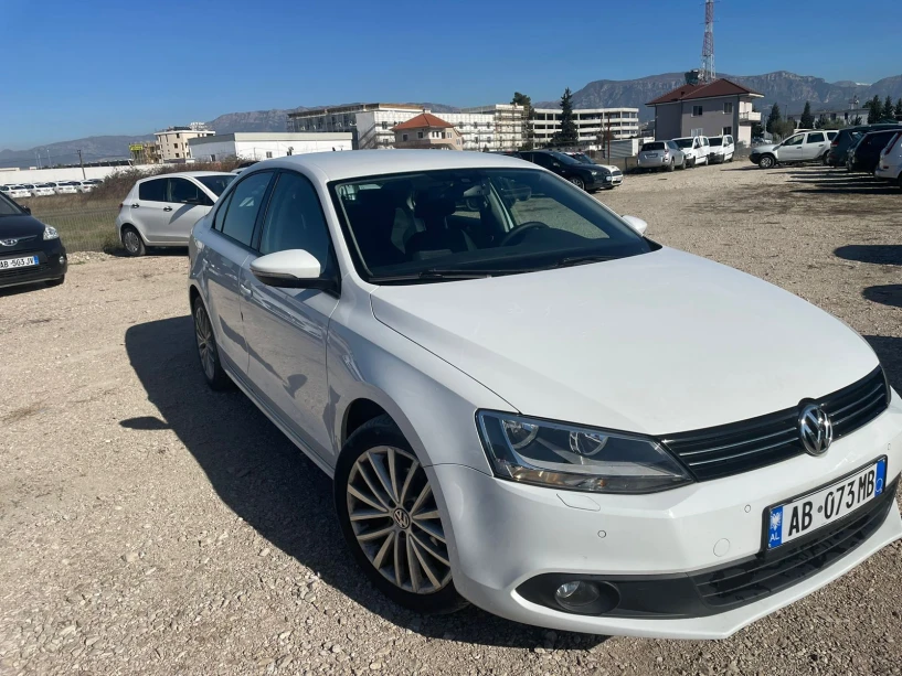 Rent a car in Tirana